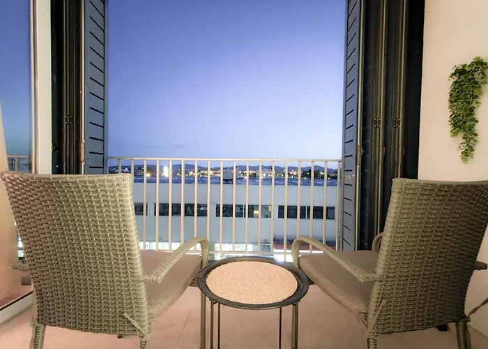 The Lavender Premium Apartment