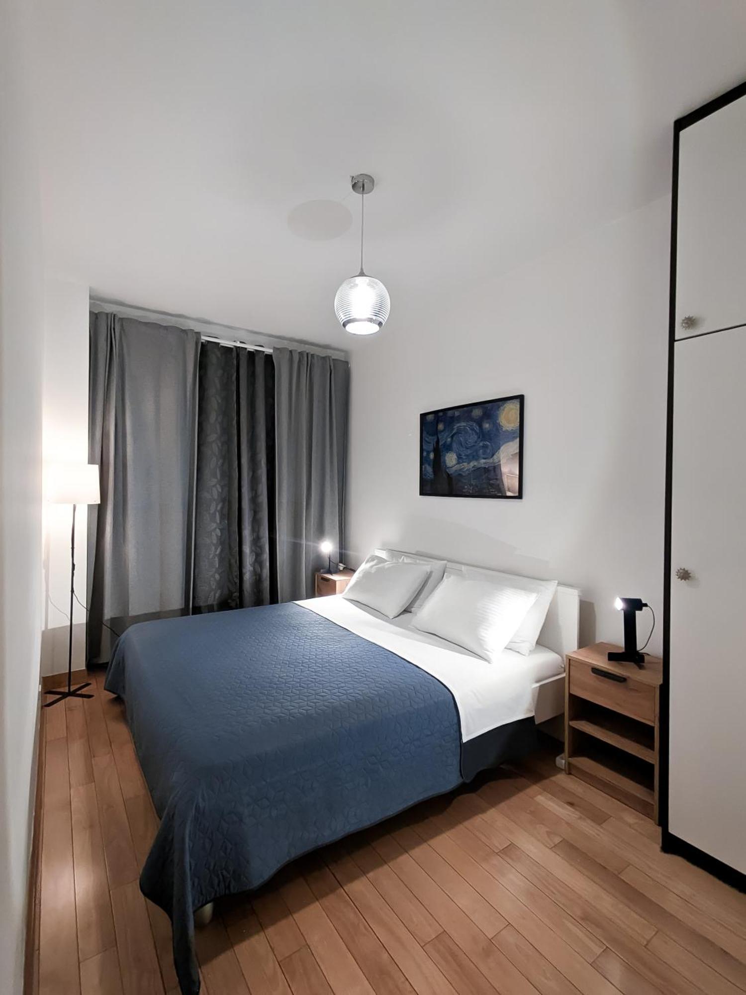 Apartment Three Lavenders Elegant *